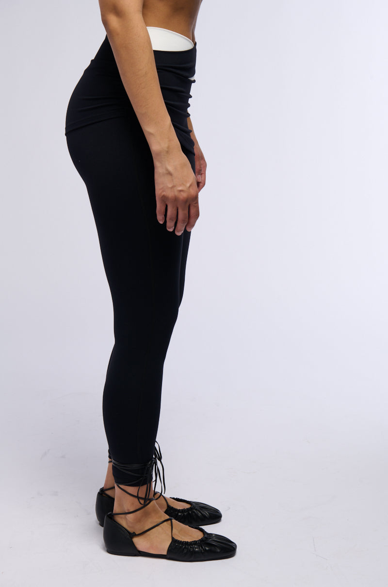 PAXTON LEGGING WITH SKIRT OVERLAY