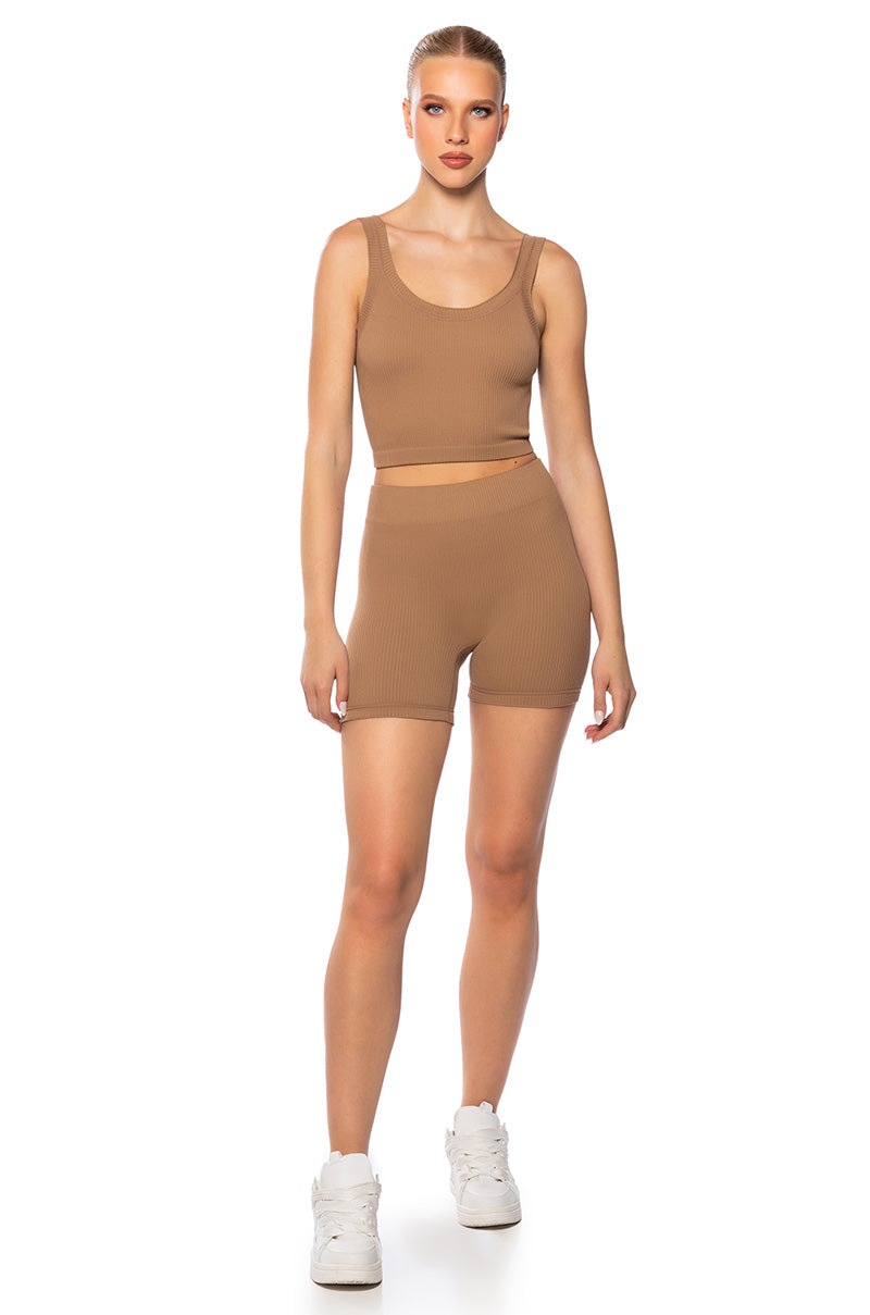 PAXTON LISA CLASSIC LONGLINE CROP