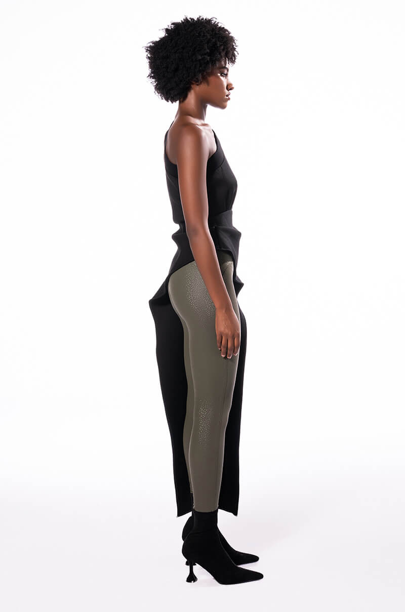 PERFECT MOMENT ASYMMETRICAL ONE SLEEVE SCUBA TOP