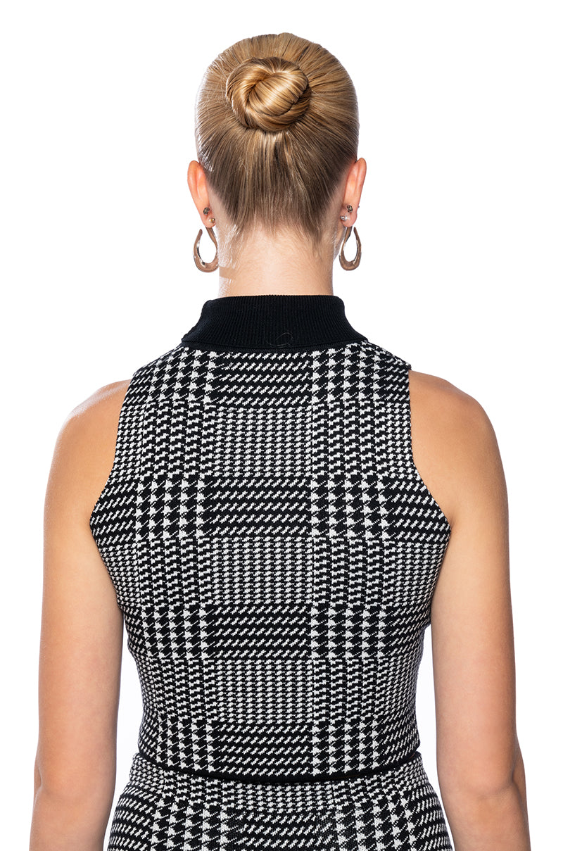 PLAID ABOUT YOU KNIT MOCK NECK CROPPED TOP