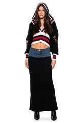 QUEEN OF HEARTS HOODED SWEATER