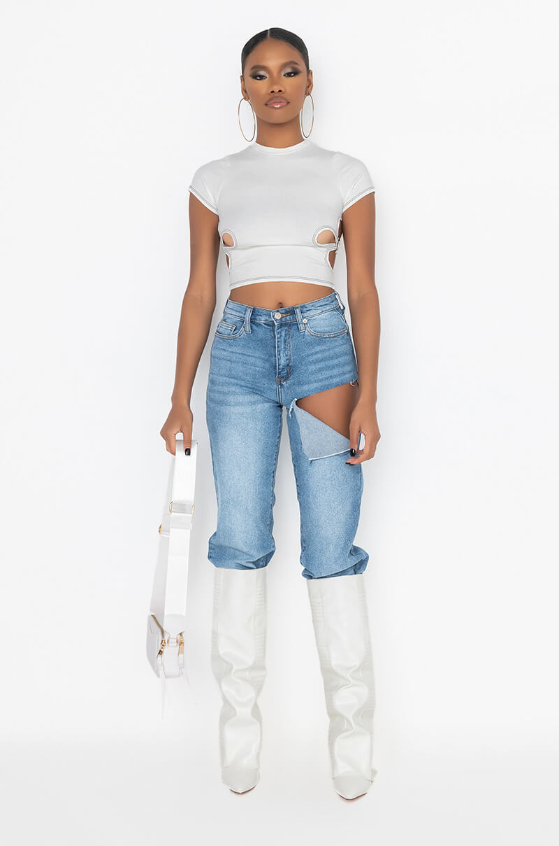 KYLIE CUT OUT RIBBED CROP TOP