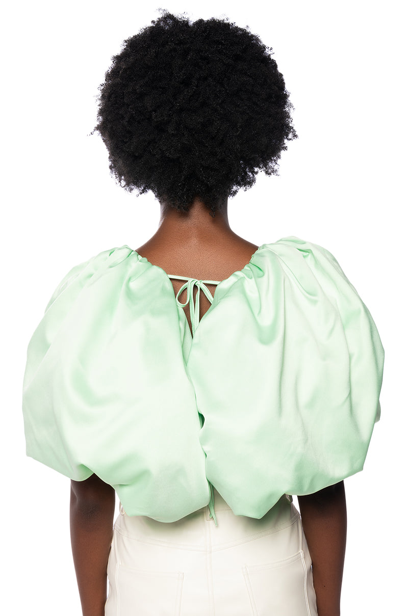 RED CARPET READY STATEMENT TOP