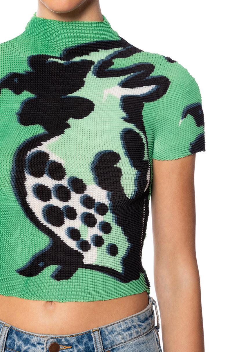 ROMANTICIZE ME PLEATED KNIT MOCK NECK TOP