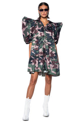 RUFFLE SLEEVE CAMO PRINT TRAPEZE MINI DRESS