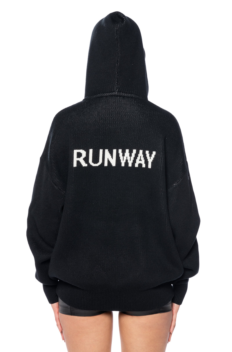 RUNWAY OVERSIZED HOODED SWEATER