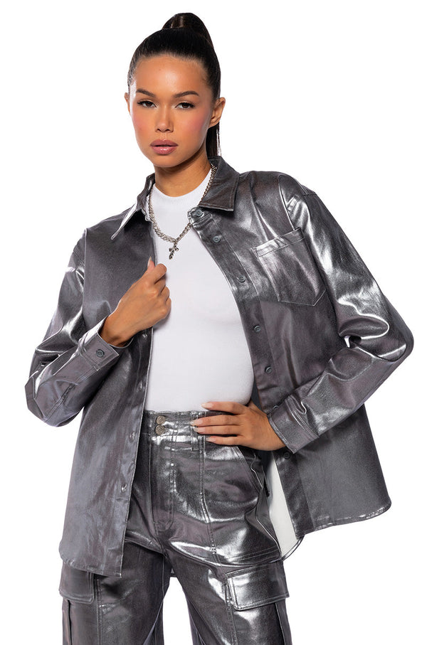 SEASIDE LOVERS BUTTON DOWN BLOUSE