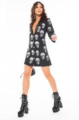 SERVING LOOKS IN THIS FASHION BLAZER WITH RHINESTONE SKULLS