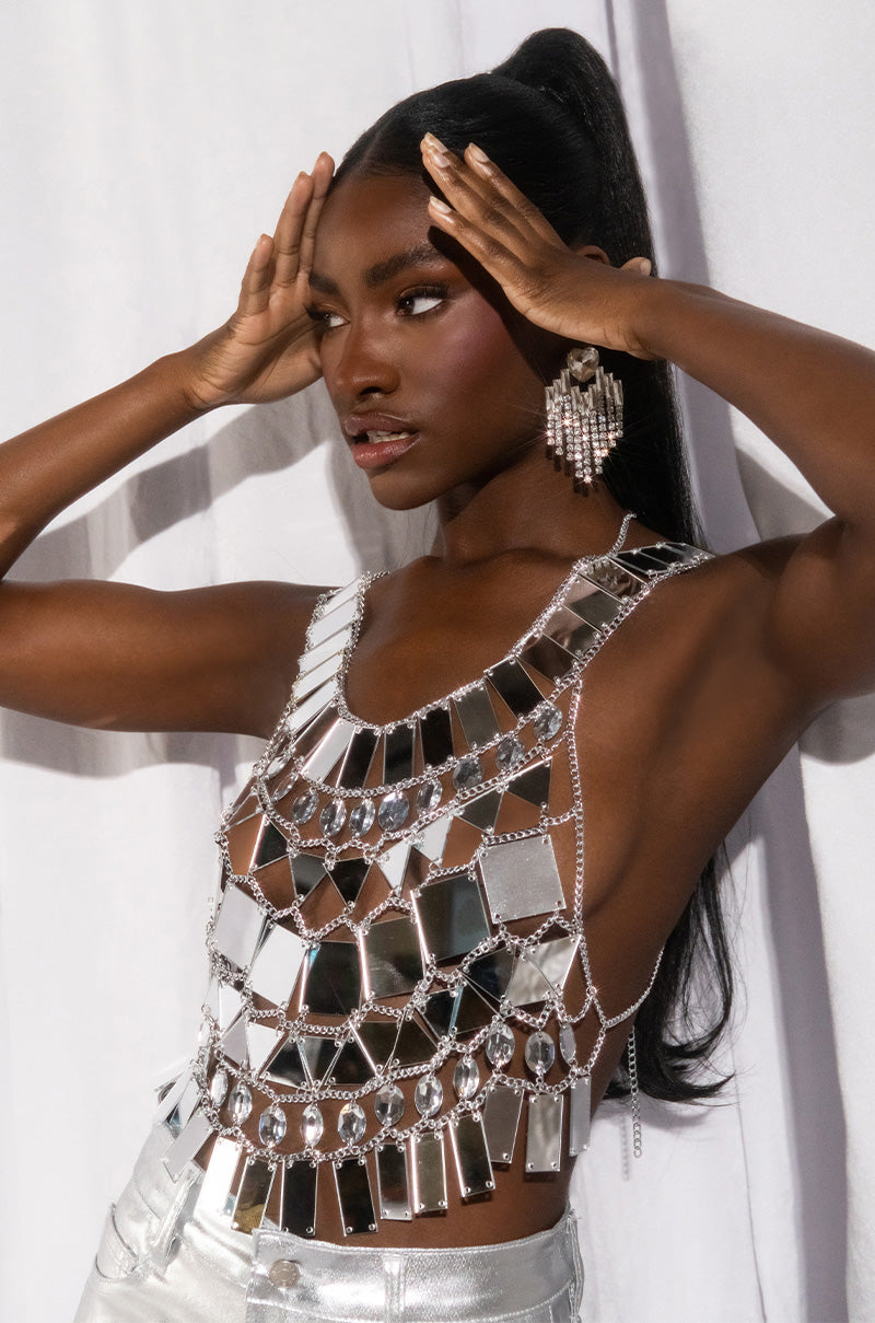 SHAE MIRRORED CROP TOP IN SILVER