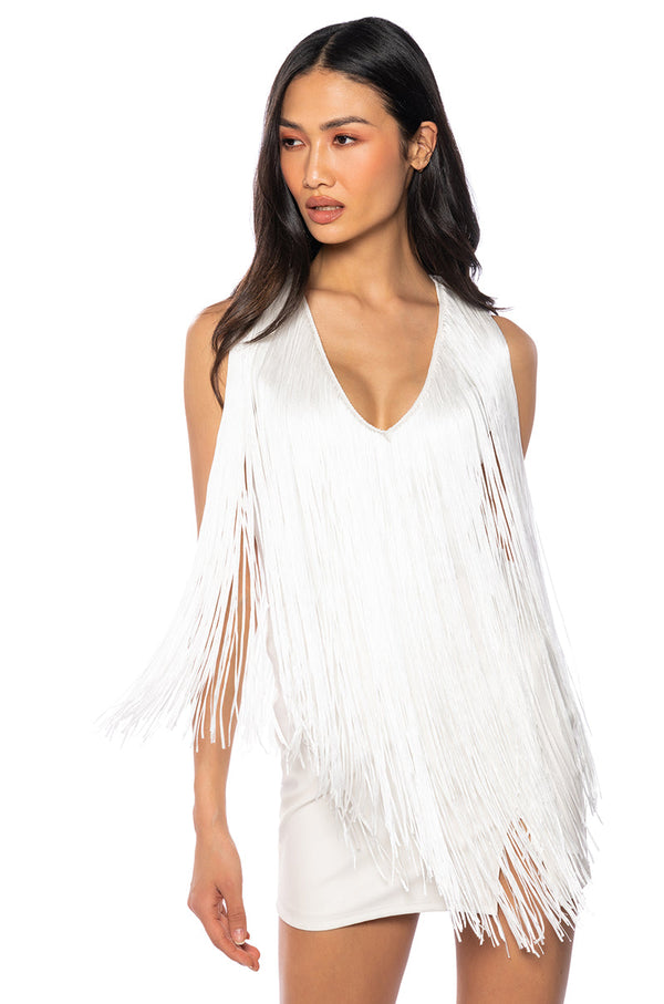 SHILOH FRINGE SLEEVELESS TOP IN WHITE