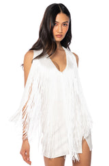 SHILOH FRINGE SLEEVELESS TOP IN WHITE