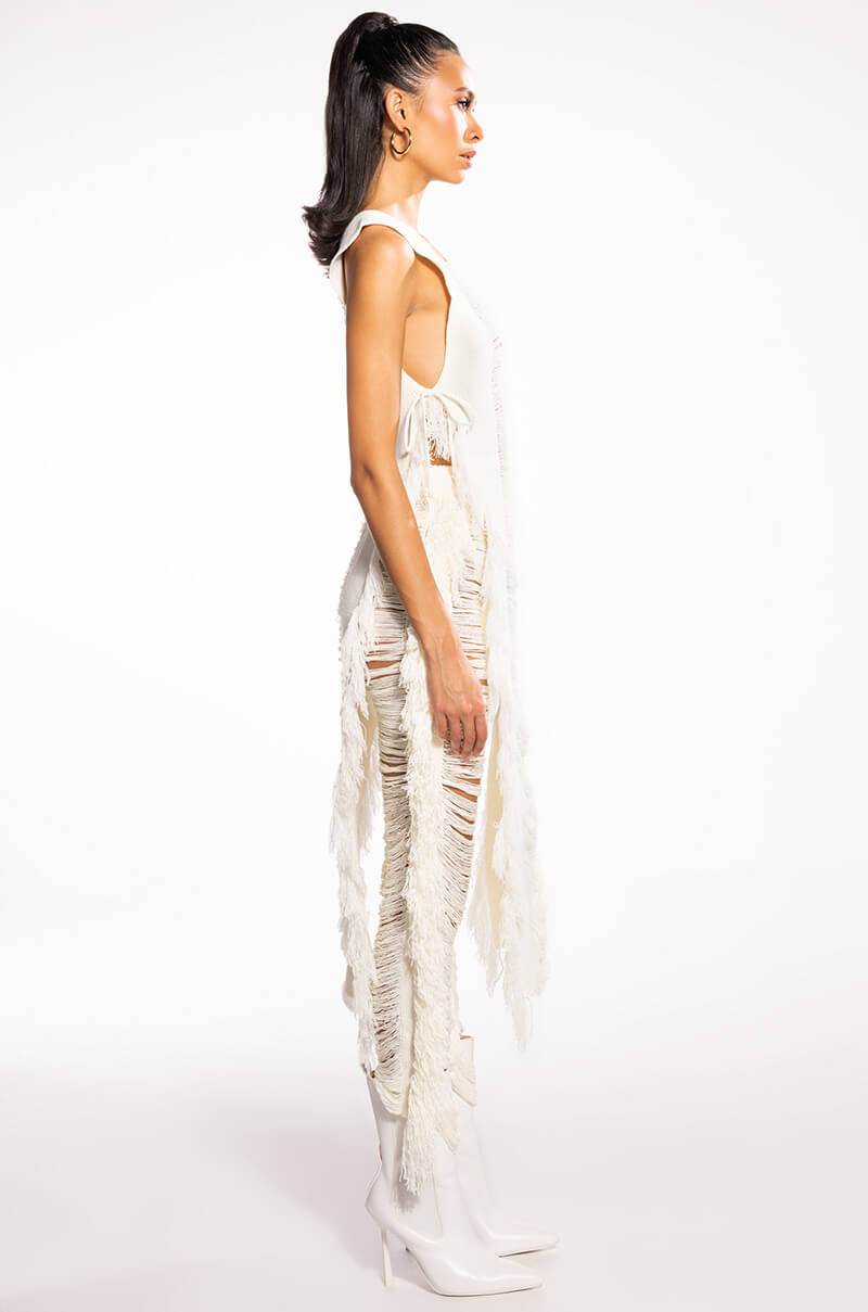 SHREDDED OPEN SIDES KNIT TOP