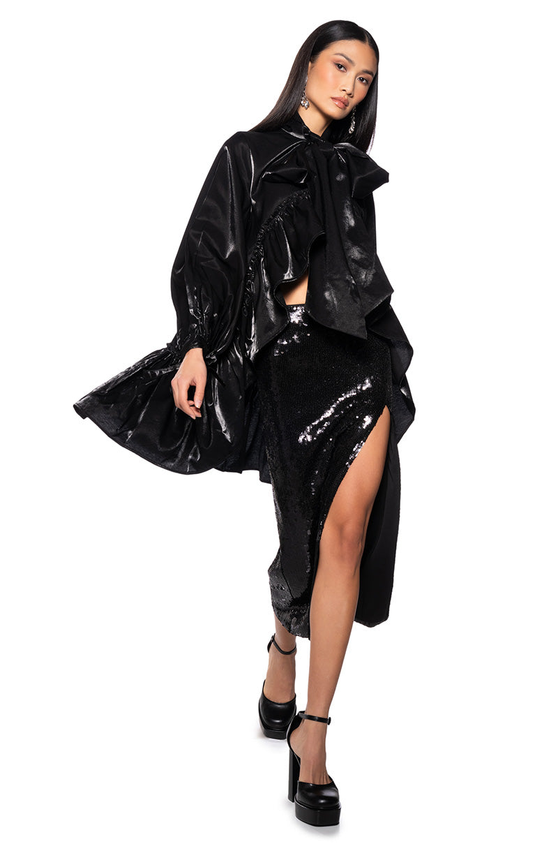 SIGNIFICANTLY ME RUFFLE HEM BLOUSE