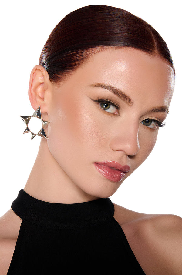 STAR LIFESTYLE EARRING
