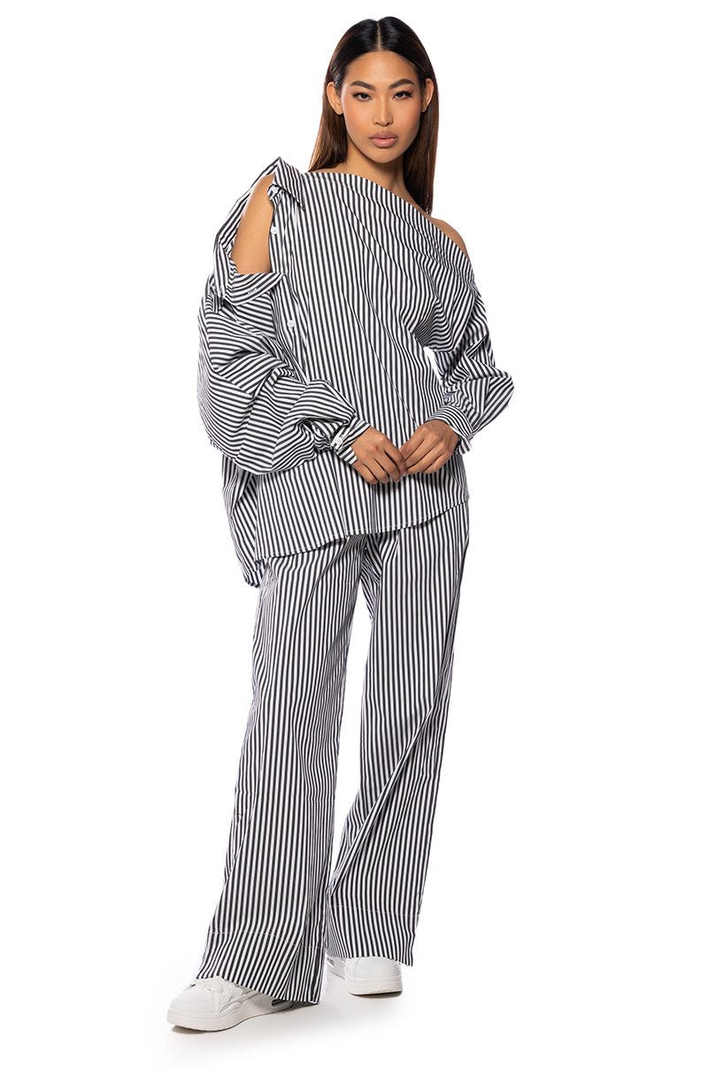 START THE DAY POPLIN BUTTON DOWN