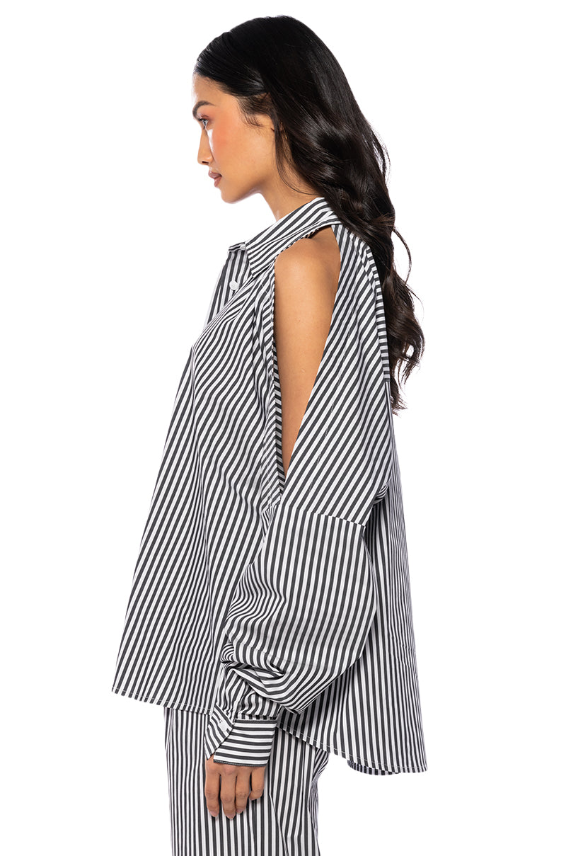 START THE DAY POPLIN BUTTON DOWN