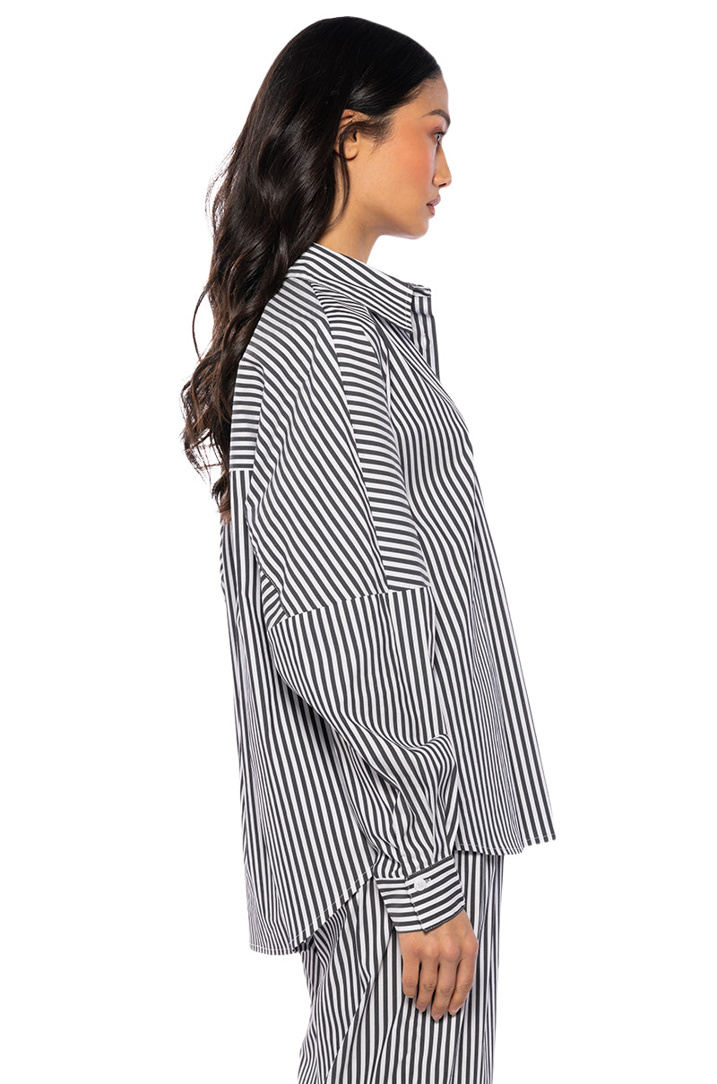 START THE DAY POPLIN BUTTON DOWN