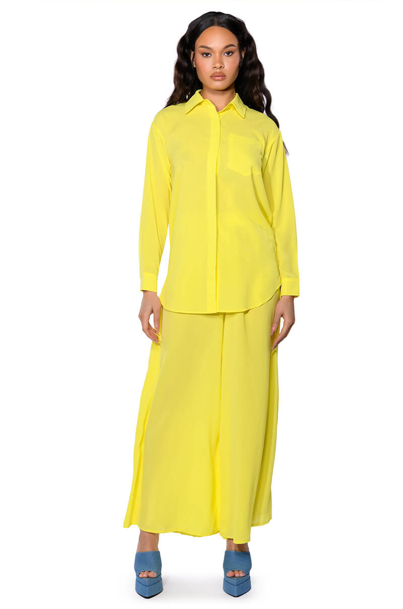 SUNSHINE BABY PLEATED BUTTON DOWN BLOUSE