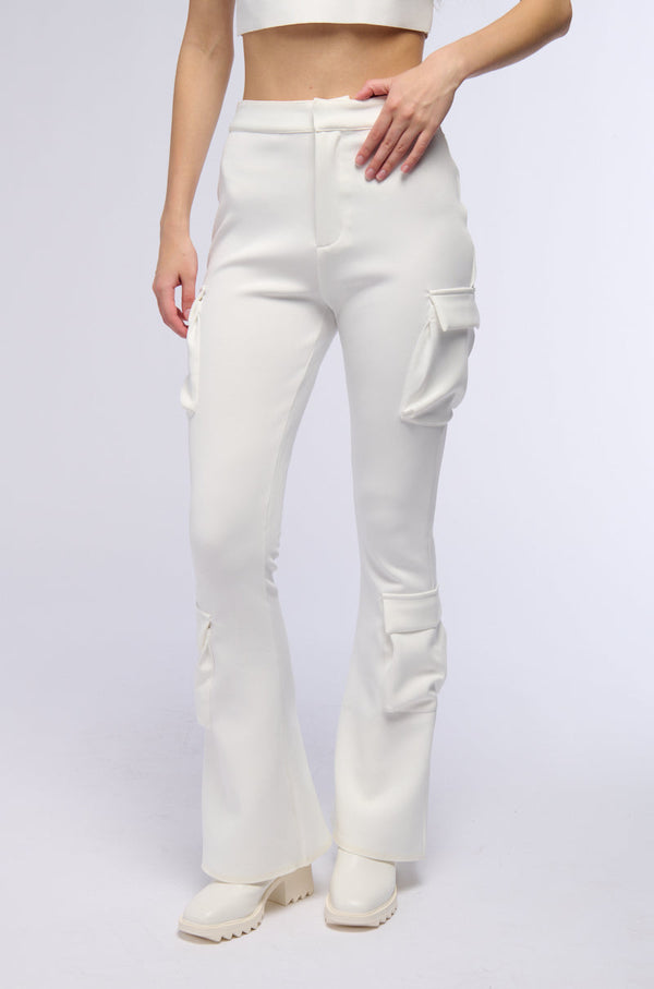 TALON POCKET DETAIL FLARE TROUSER