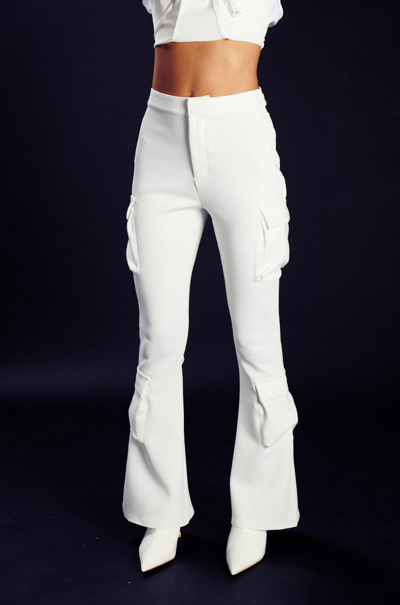 TALON POCKET DETAIL FLARE TROUSER