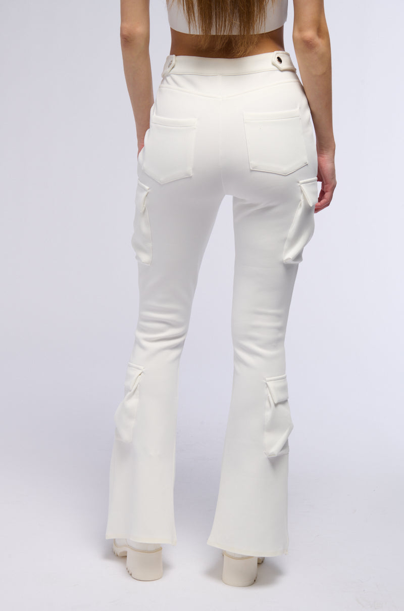 TALON POCKET DETAIL FLARE TROUSER