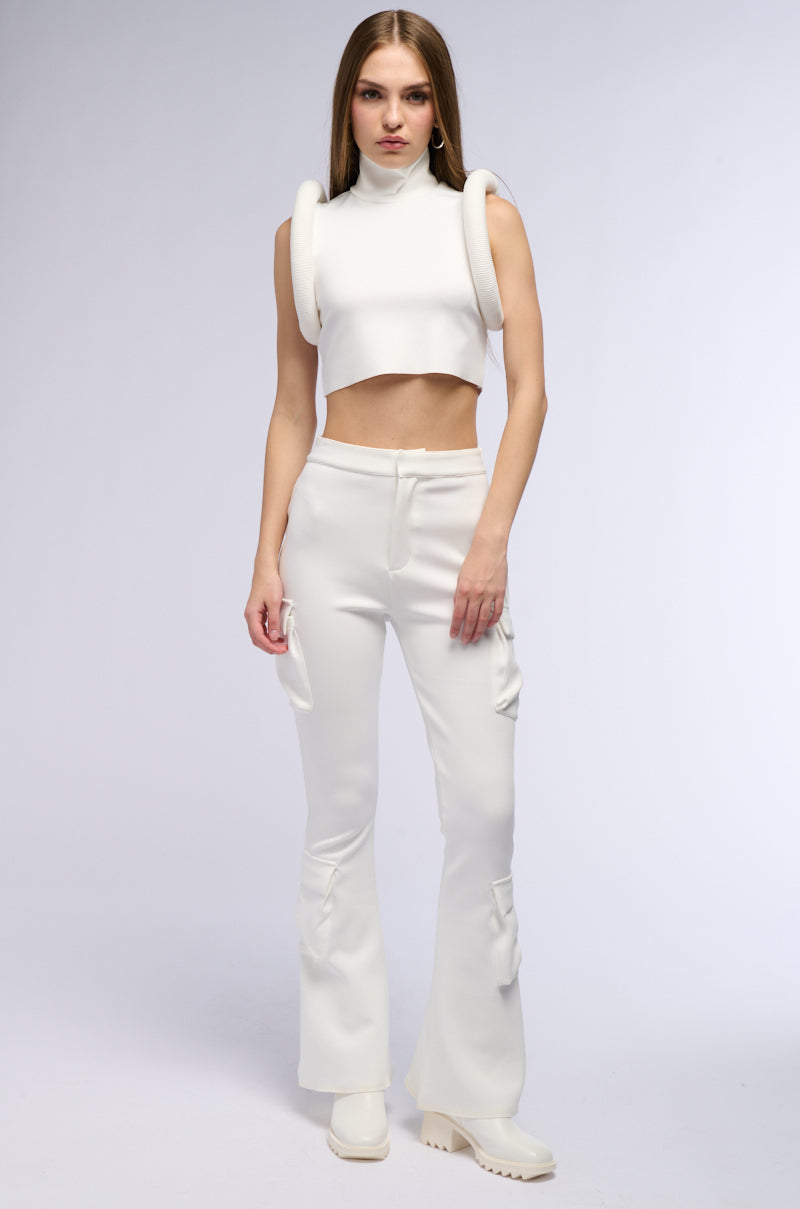 TALON POCKET DETAIL FLARE TROUSER