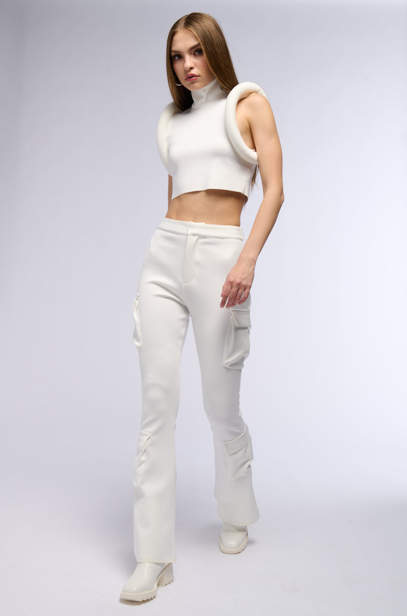TALON POCKET DETAIL FLARE TROUSER