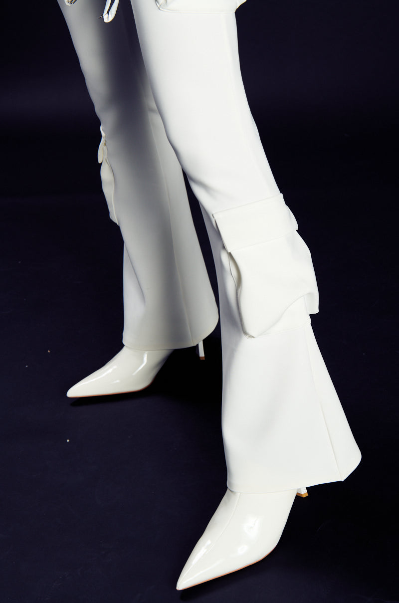 TALON POCKET DETAIL FLARE TROUSER