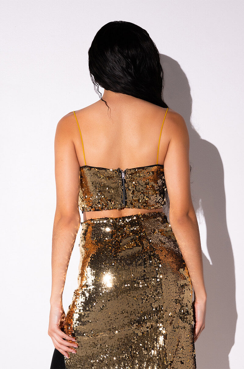 THANK THE ACADEMY SLEEVELESS COWL NECK CROP TOP