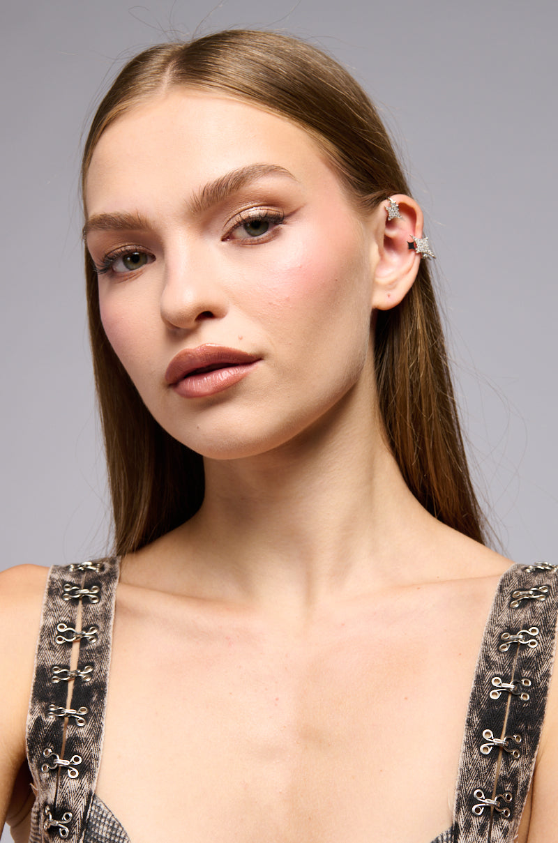 THE BRIGHTEST STAR EAR CUFF IN SILVER