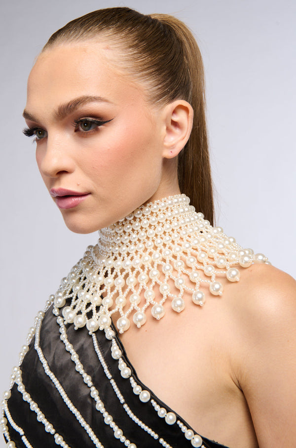 THIS IS THE MOMENT NECKLACE