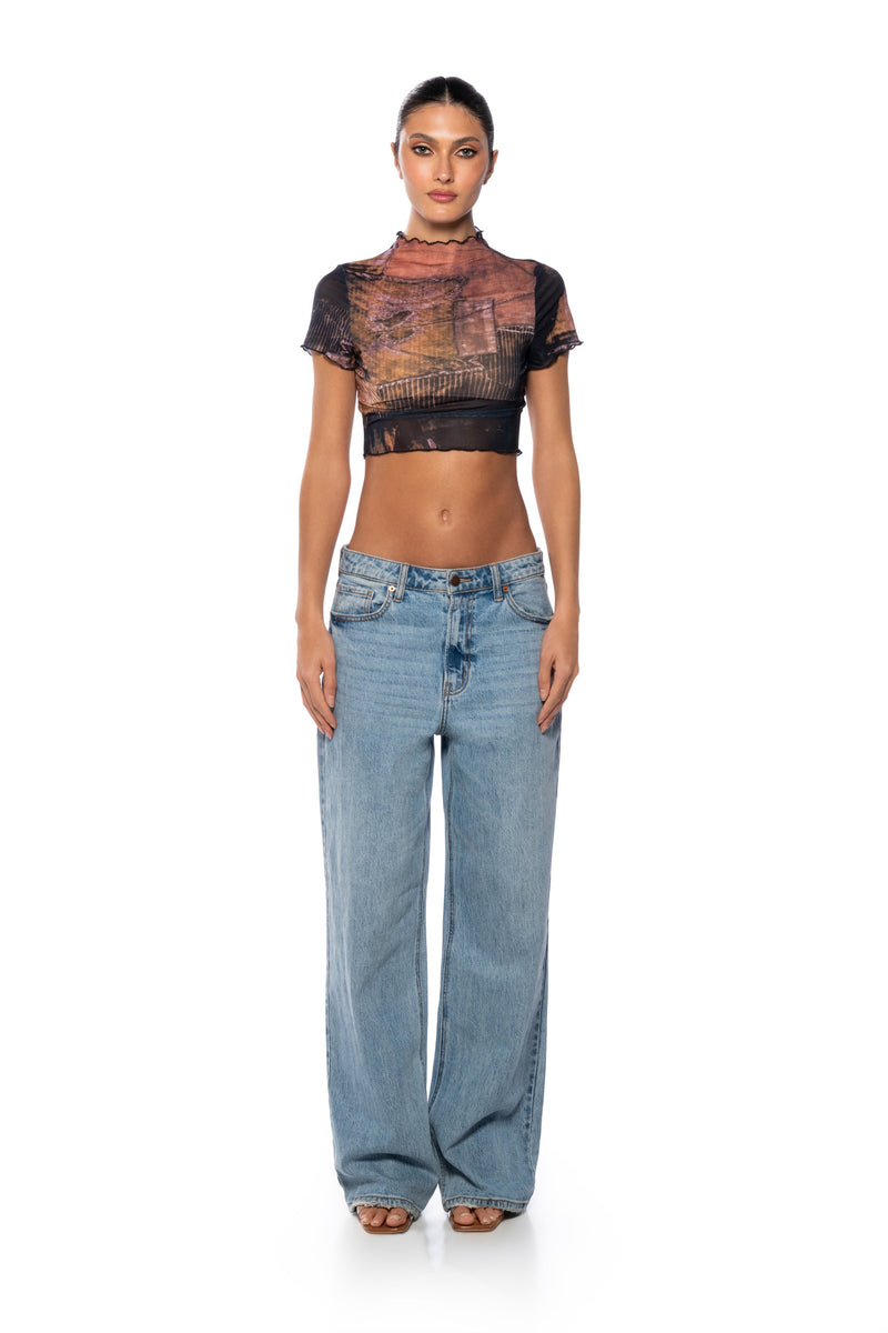 TIA LETTUCE HEM PRINTED MESH TEE