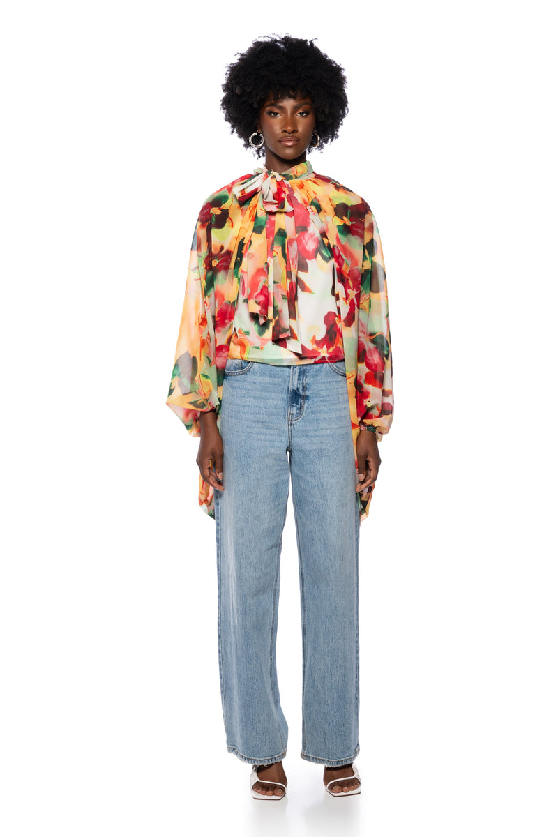 TIE THE KNOT FLORAL BLOUSE
