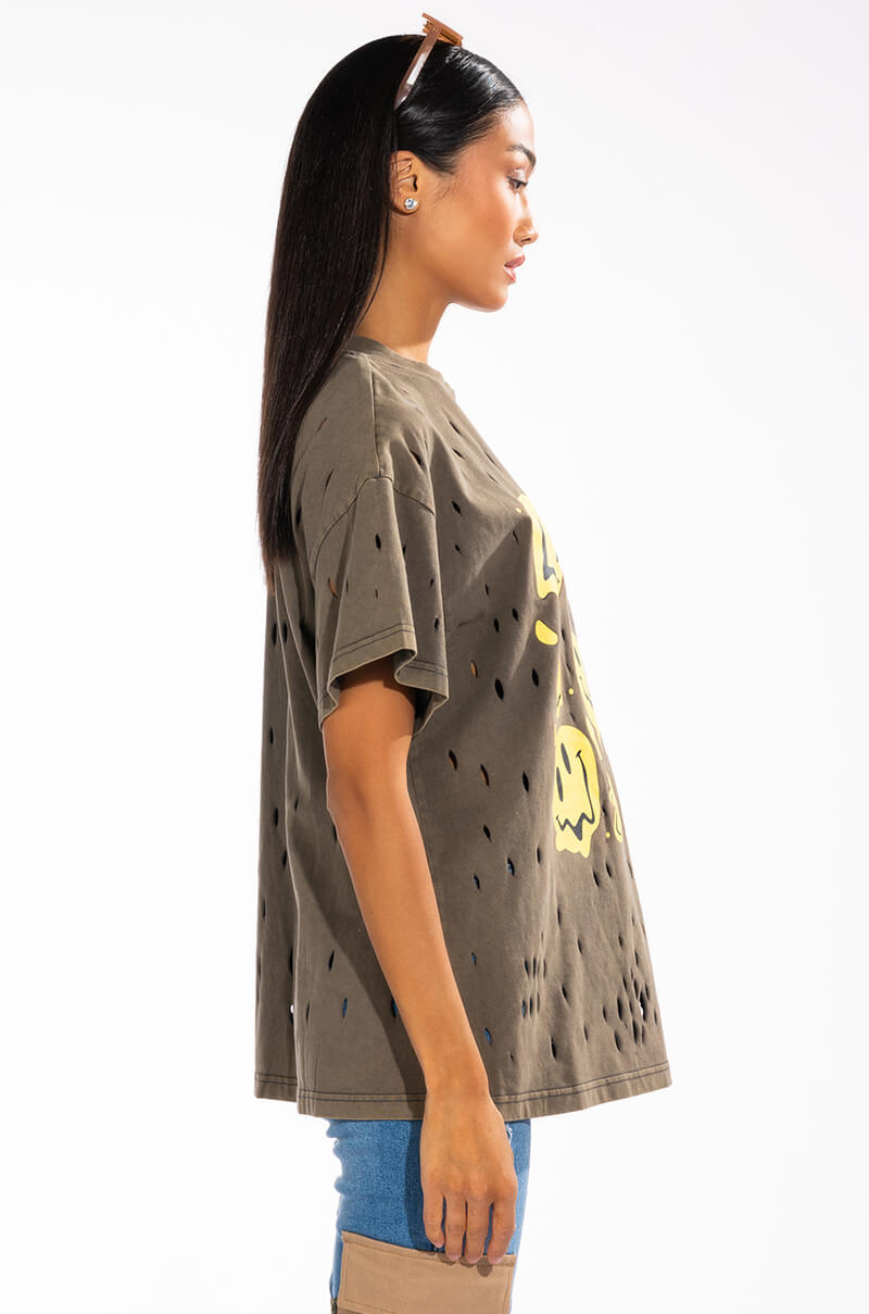 TRIPPY TRIPPY DISTRESSED CREW NECK TSHIRT