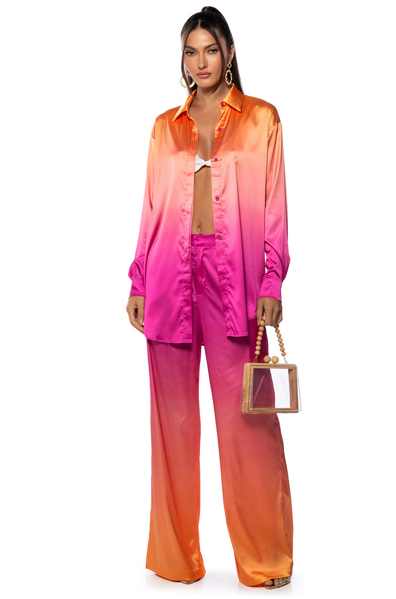 TROPICAL VACATION OMBRE BUTTON DOWN TOP