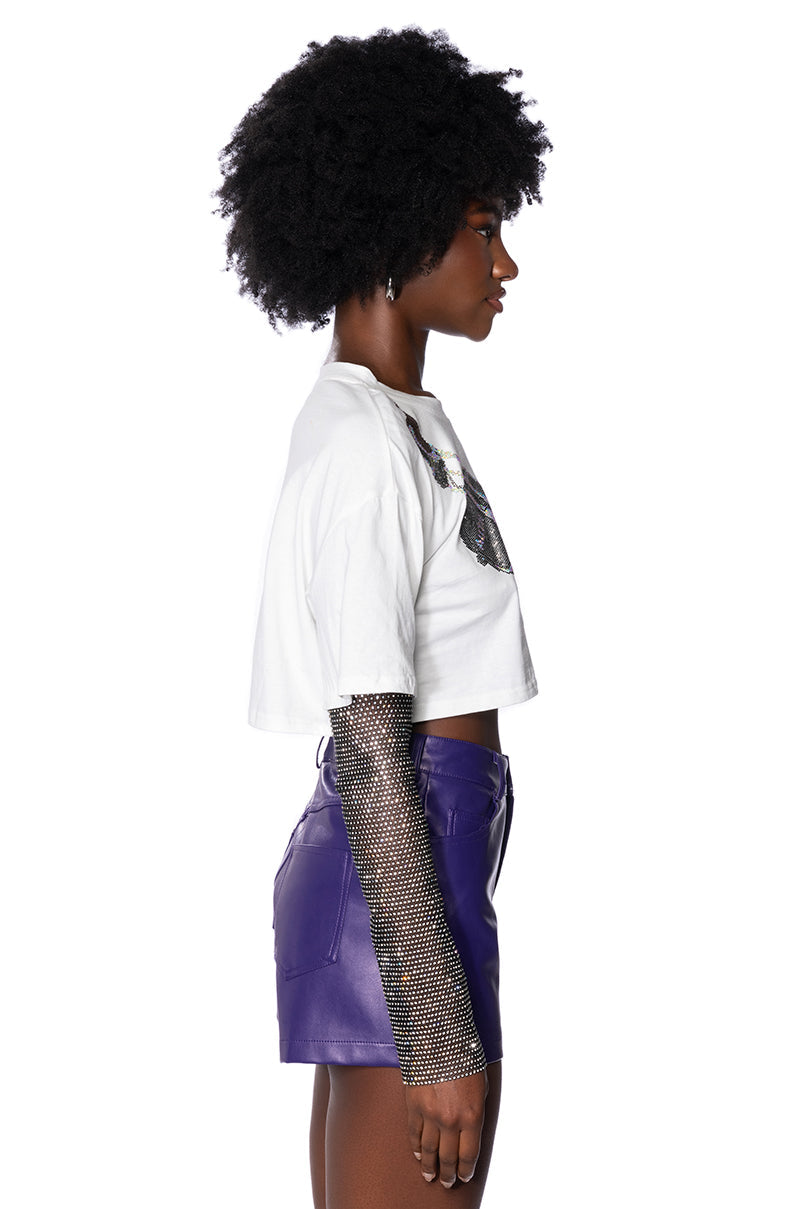TURN THE BEAT AROUND CROPPED T SHIRT