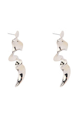 TWIST AND TURN EARRING