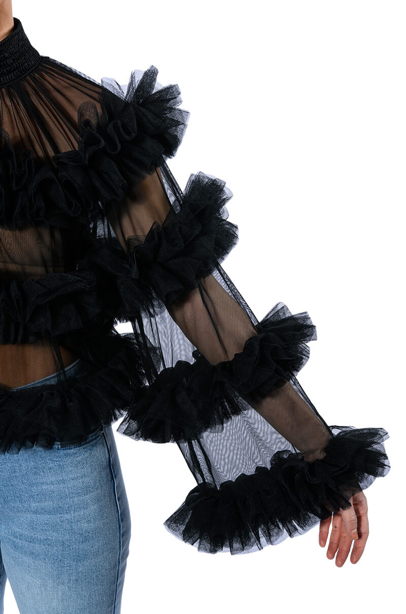 MULTI LAYER RUFFLES STATEMENT TOP