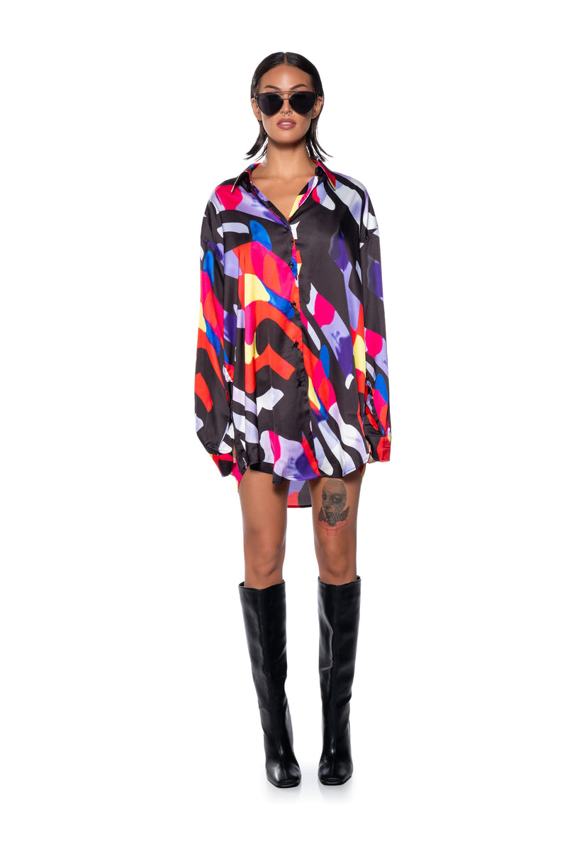 VIBRANT MOOD PRINTED SATIN BUTTON DOWN BLOUSE