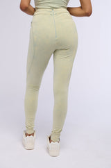 WE BELONG TOGETHER LEGGING IN LIGHT GREEN