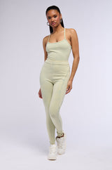 WE BELONG TOGETHER LEGGING IN LIGHT GREEN