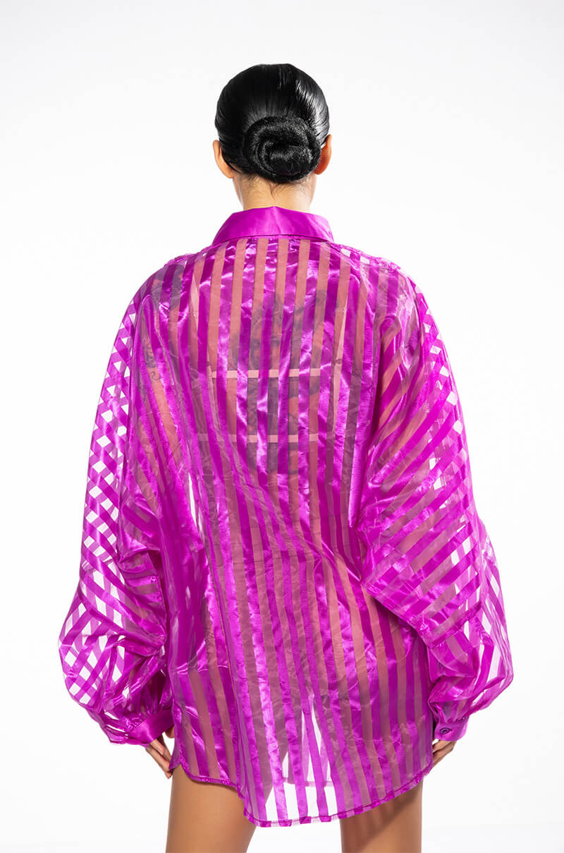 WEEKEND LOVE OVERSIZED BLOUSE
