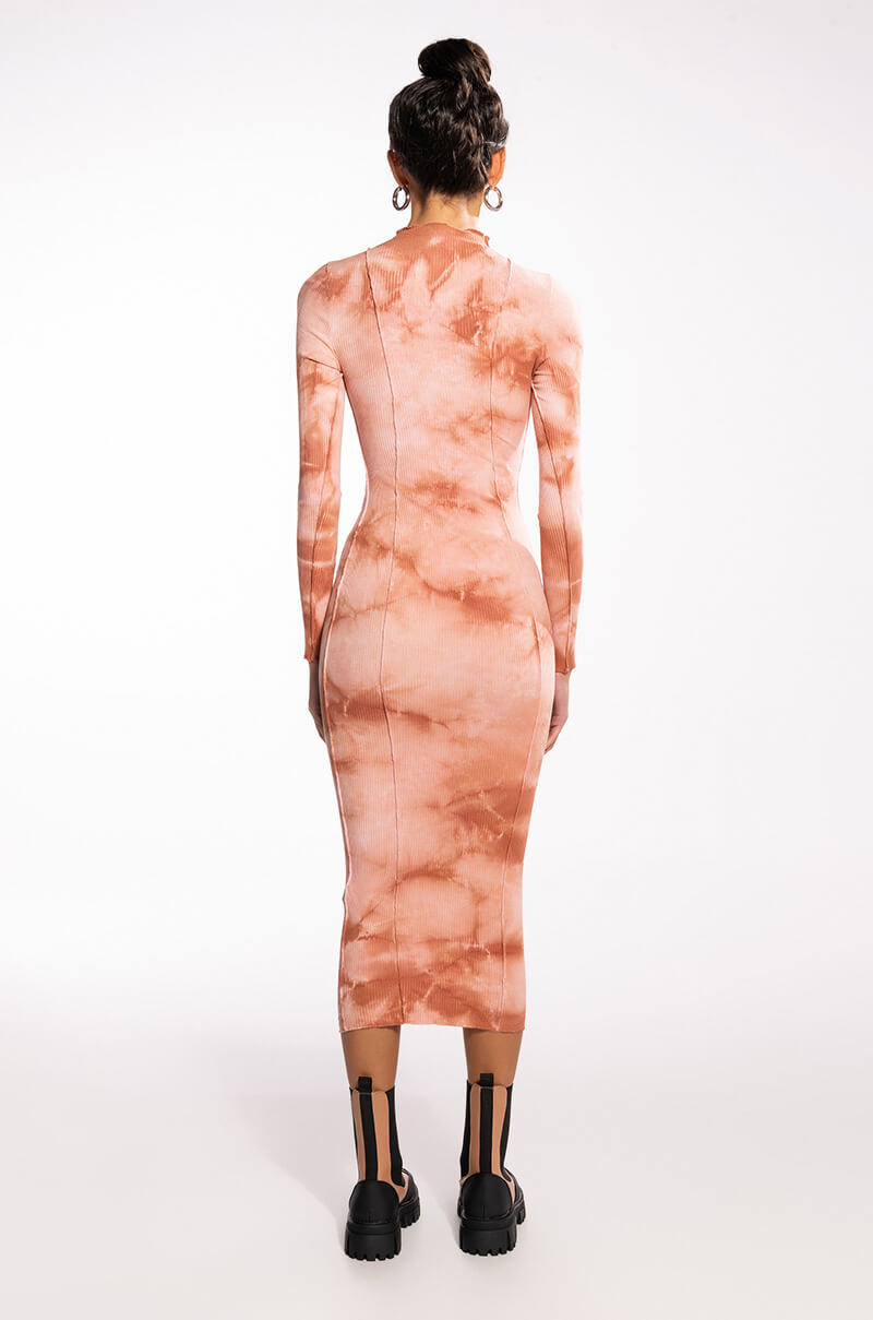 WHAT YOU NEED TIE DYE MAXI DRESS