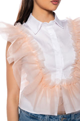 WINGIN IT RUFFLE BUTTON DOWN
