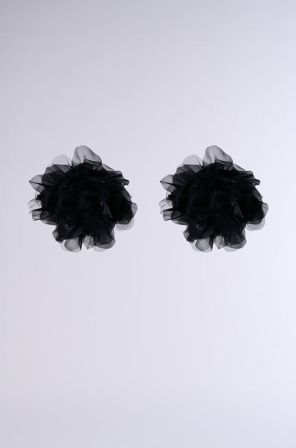 WITH LOVE STATEMENT FLOWER STUD EARRING IN BLACK